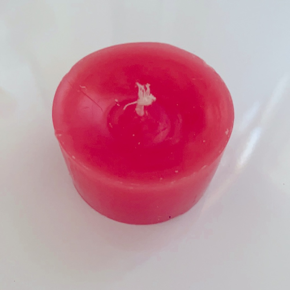 Strawberry scented candle homemade